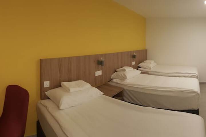 Room 17 of 22