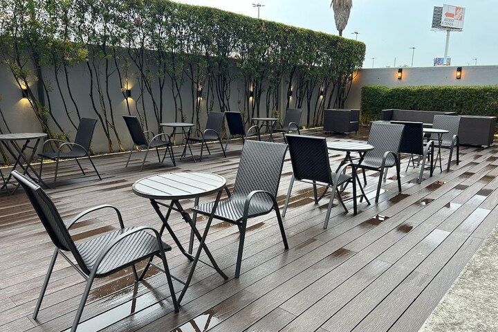 Terrace/Patio 21 of 69