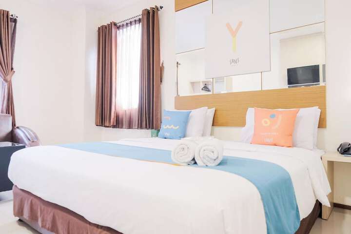 Room 8 of 20