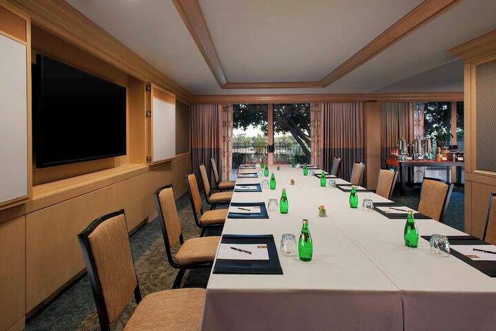 Meeting facility