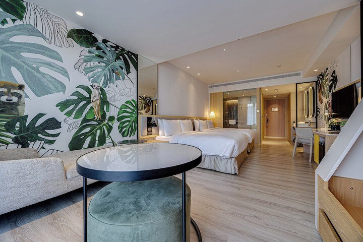 Room 21 of 85