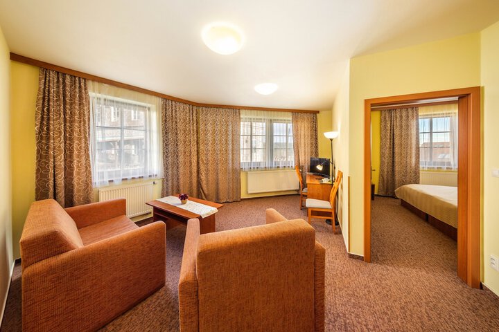 Room 13 of 46