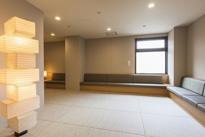 Room 30 of 46