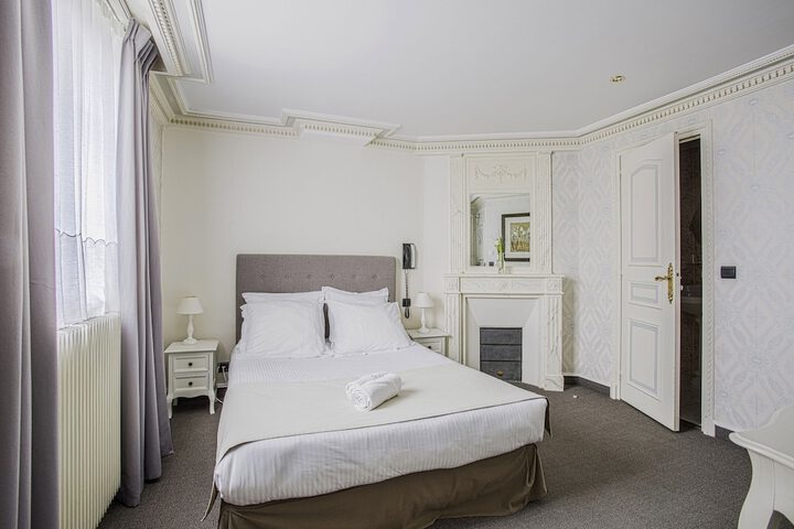 Room 11 of 89