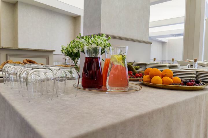 Dining Photos