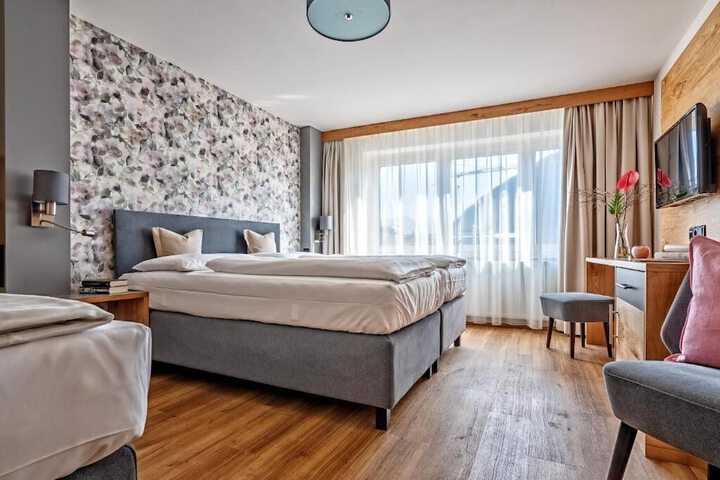 Room 22 of 40