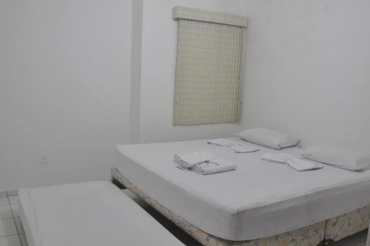 Room 5 of 13