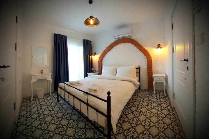 Room 4 of 21
