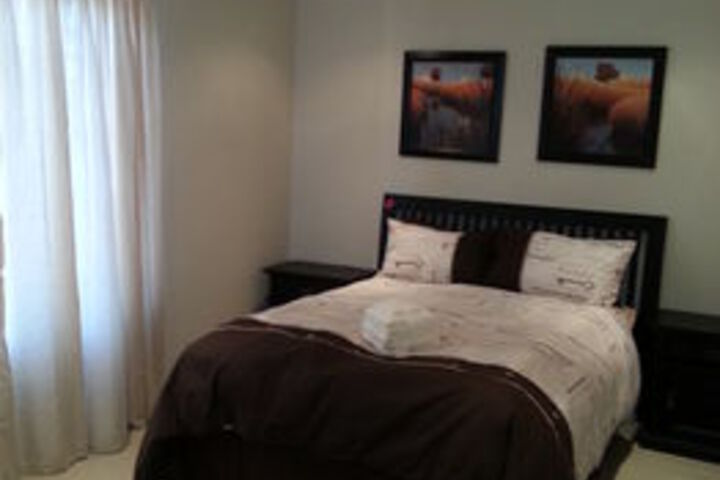 Room 3 of 10