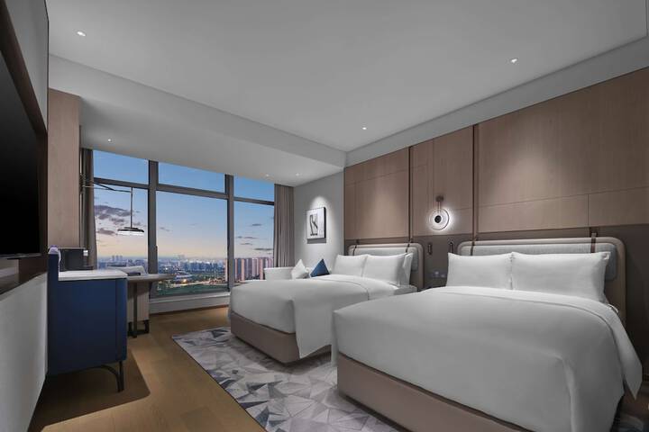 Room 5 of 51