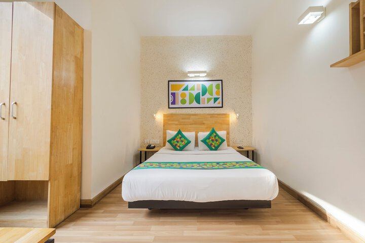 Room 17 of 57