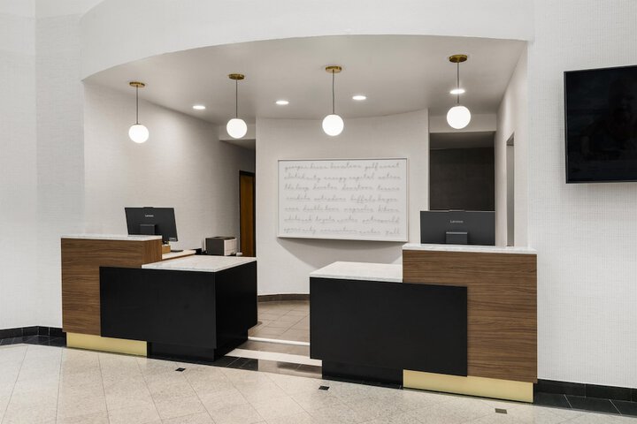 Guest Lobby