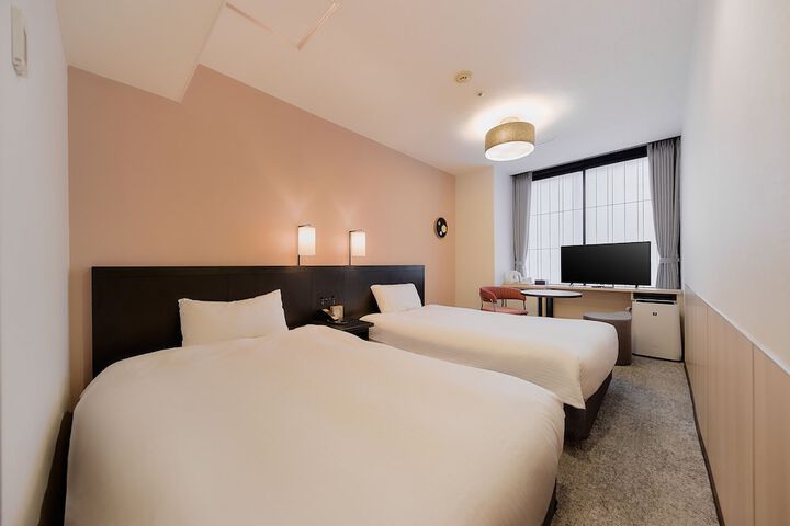 Room 18 of 72