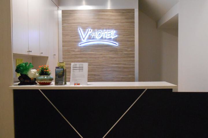 V Hotel