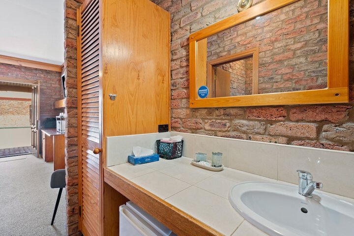 Clean Restrooms