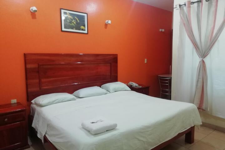 Room 8 of 14
