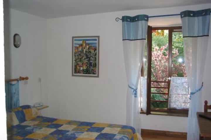Inside Room Photo