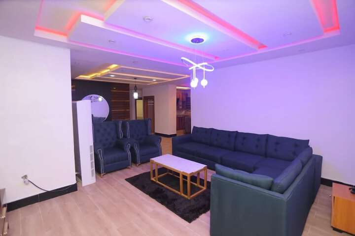 Room 25 of 46