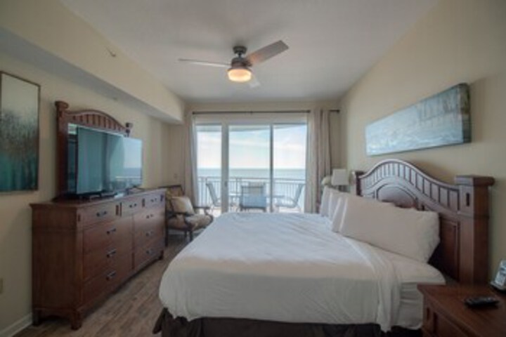 Room 17 of 21