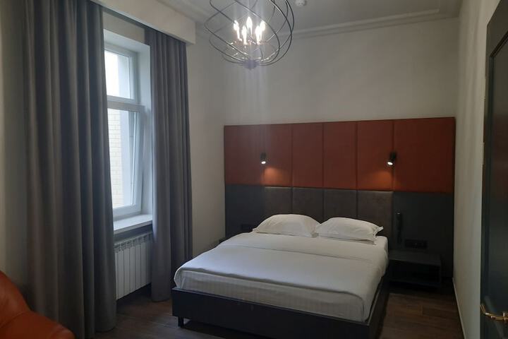 Room 51 of 100