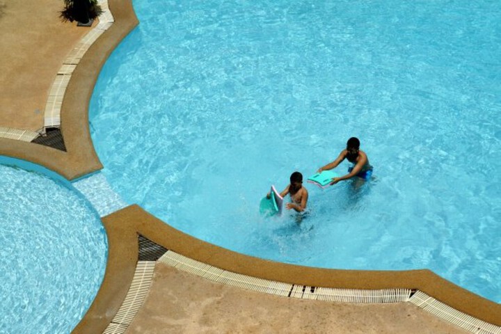 Pool 66 of 86