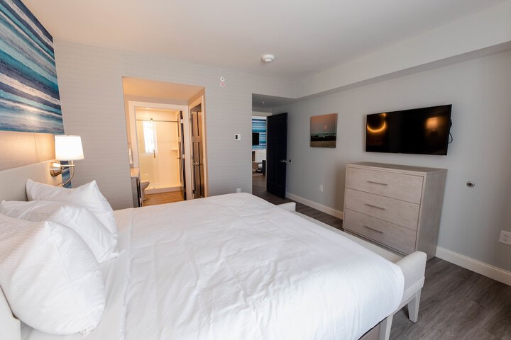Room 18 of 159