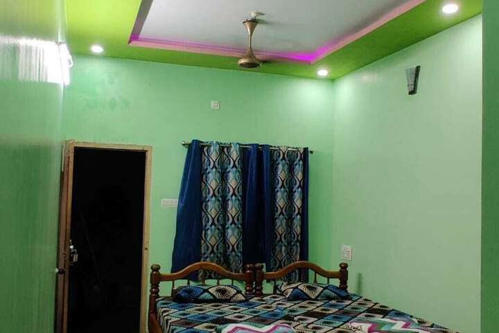 Room 6 of 23