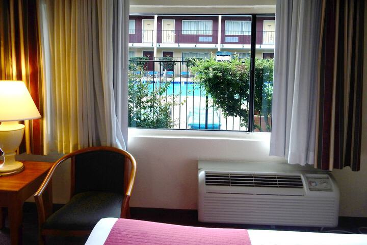 Room 15 of 138