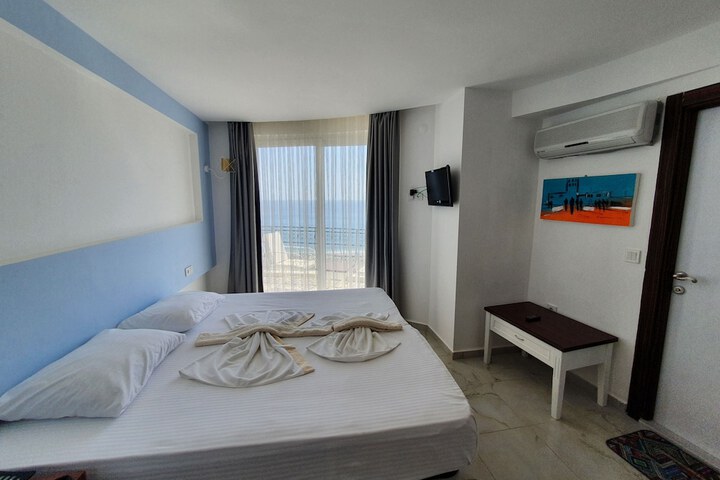 Room 2 of 15