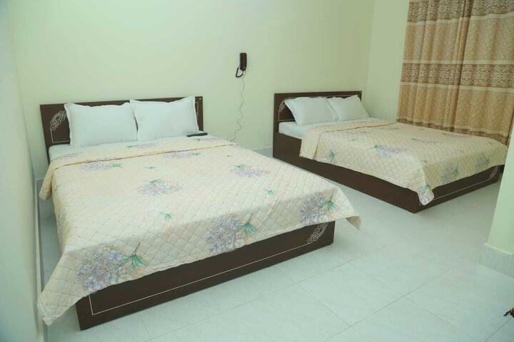 Room 3 of 35