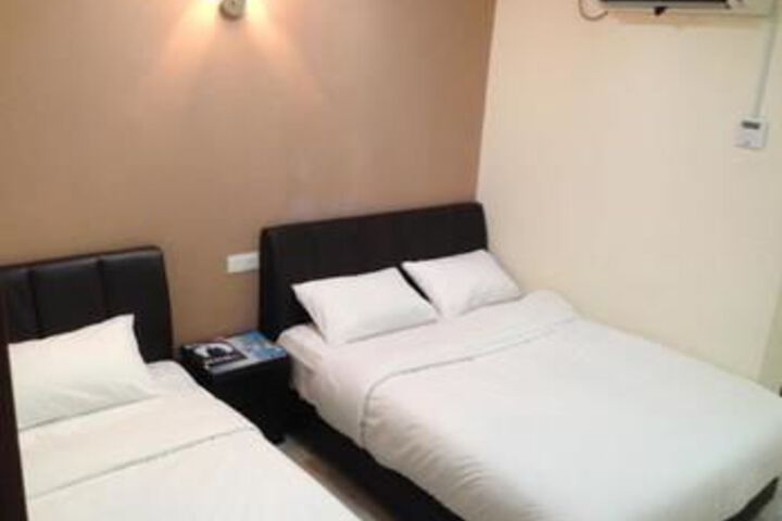Room 6 of 20