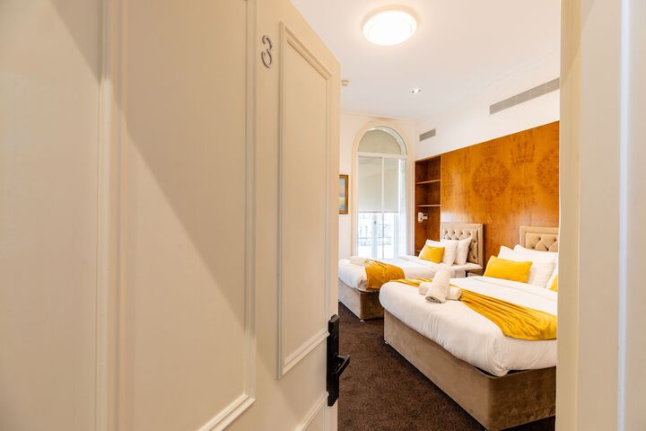 Room 36 of 60