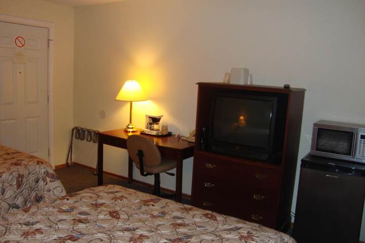 Room 12 of 24