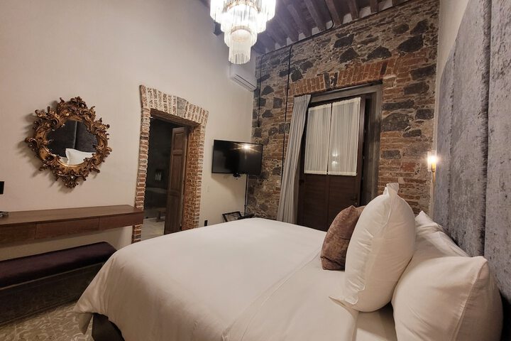 Room 28 of 135