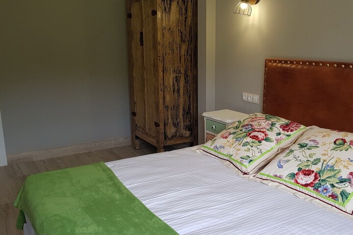 Room 7 of 44