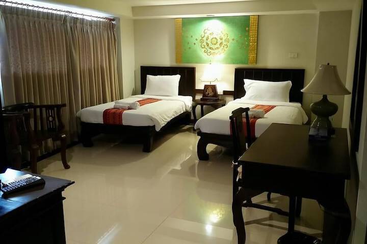 Room 17 of 46