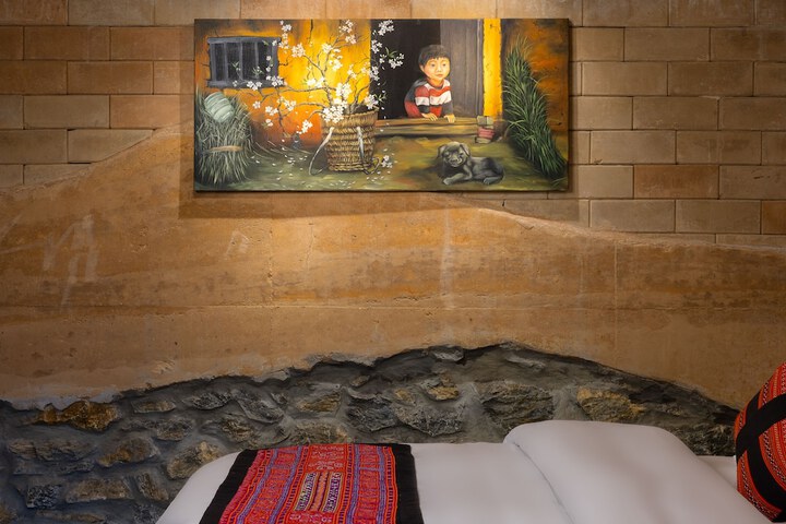 Room 17 of 75