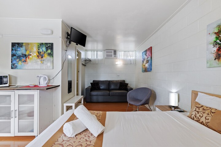 Room 12 of 60