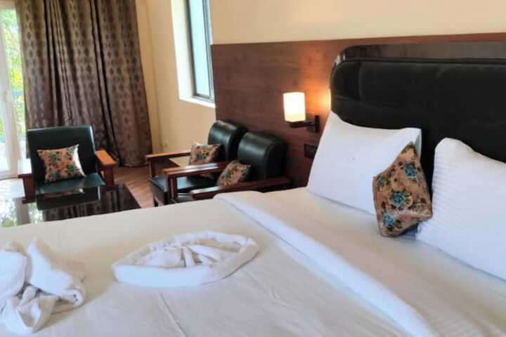 Room 6 of 58