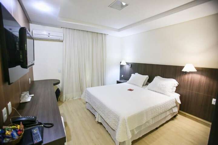Room 2 of 87