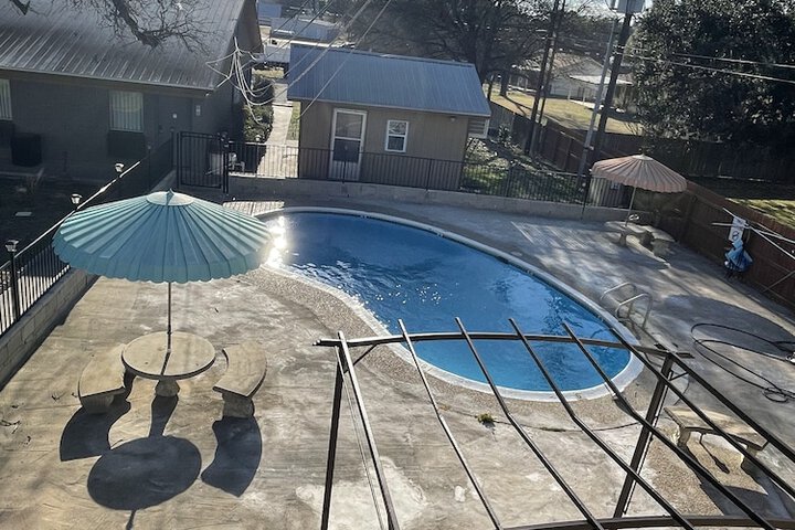Pool 12 of 19