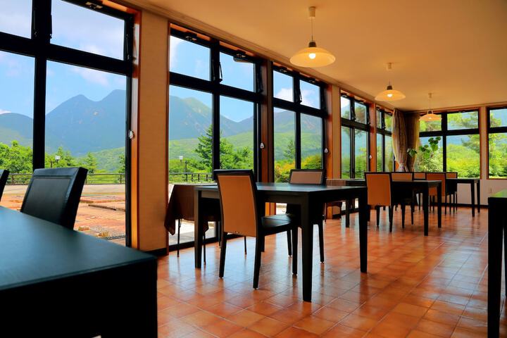 Dining Photos