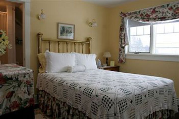 Room 7 of 19