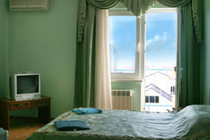 Room 14 of 26
