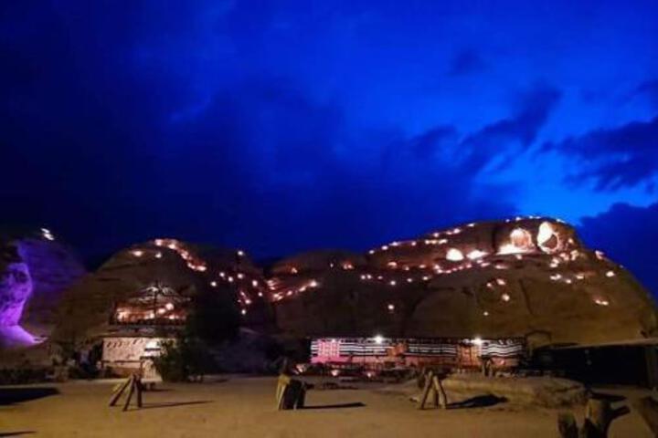 7 WONDERS HOTEL