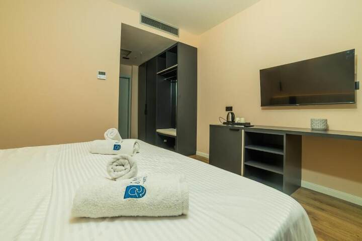 Room 19 of 57