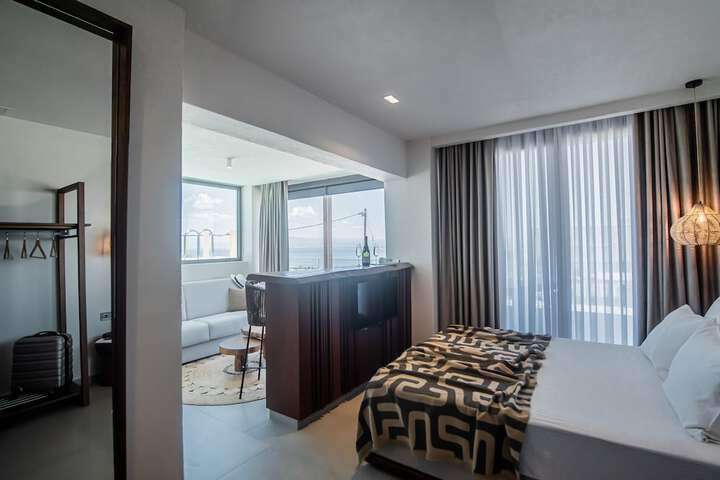 Room 5 of 60