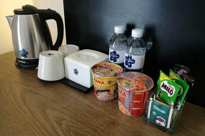 Breakfast/Coffee Service 49 of 108