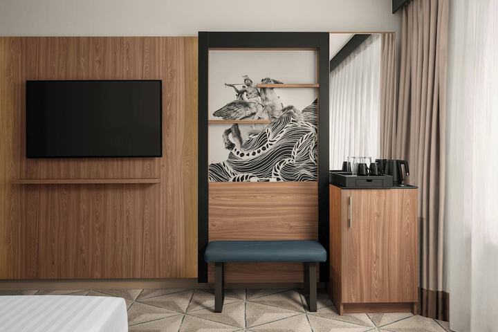 Room 36 of 128