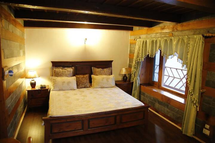Room 3 of 36